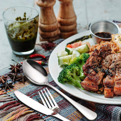 은 스테인레스 강 12 조각들 저녁은 가정 주방 또는 레스토랑을 위한 세트를 숟가락으로 뜹니다