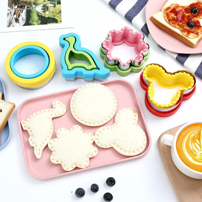 4 PC 샌드위치 커터 스테인레스 강 가정용품 꽃 디노 써클 미키 주형