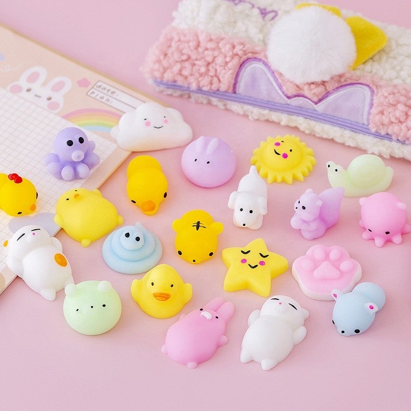 스트레스 해소를 위한 50PCS TPR 작은 동물 흐늘흐늘한 스트레스 완구 떡의 안달부리기 완구